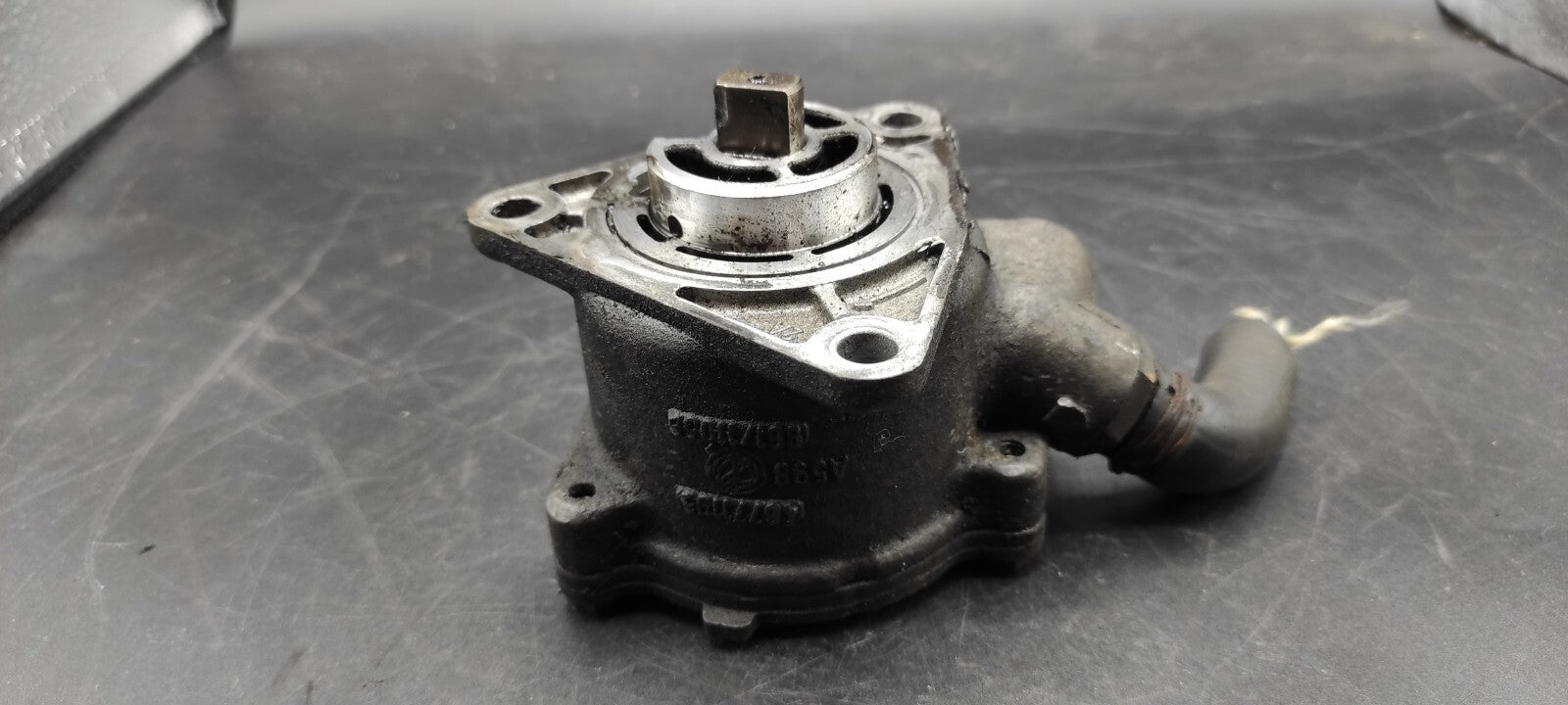 Alfa Romeo 147 1.9JTD 85kW 2005 Diesel Engine Vaccum Pump 46771105
