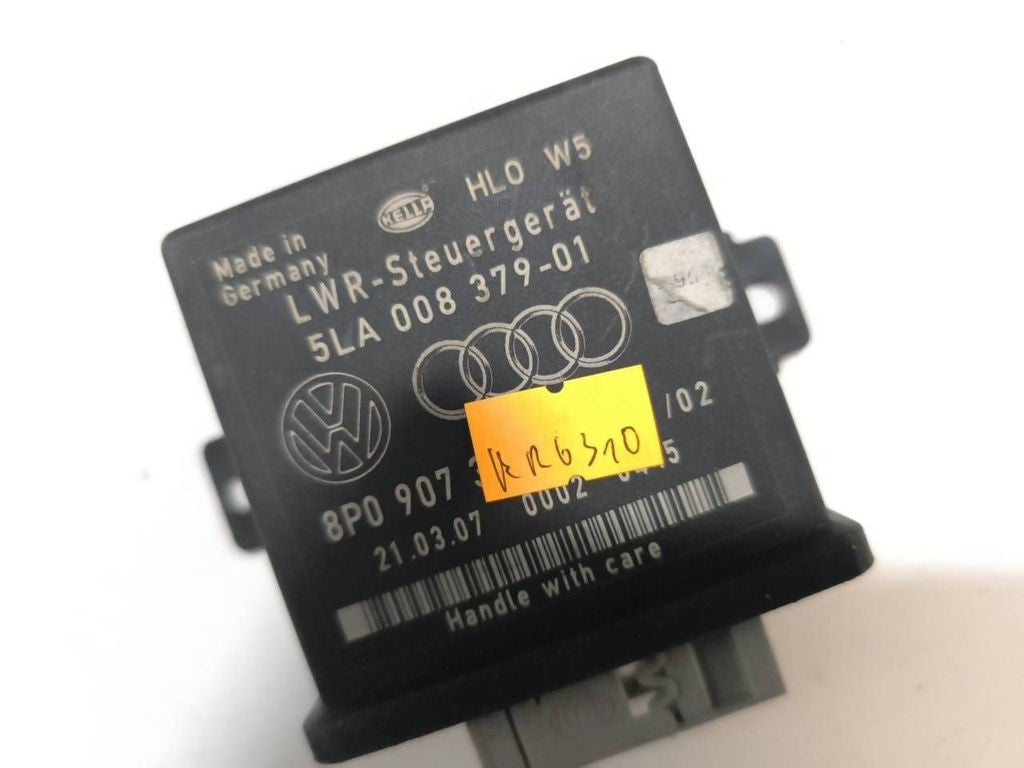 Audi A3 S3 A3 Sportback 8P 2010 Light control module unit LCM 8P0907357F
