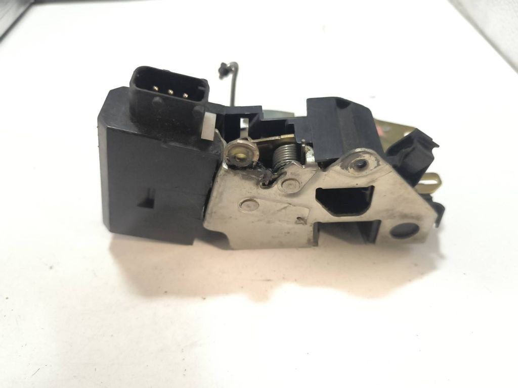 BMW 5 E34 1994 LHD front left door lock 8353012 