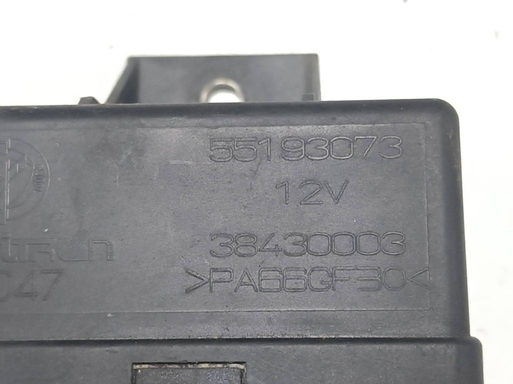 Alfa Romeo 156 JTD 2003 Glow plug pre heat relay 55193073 