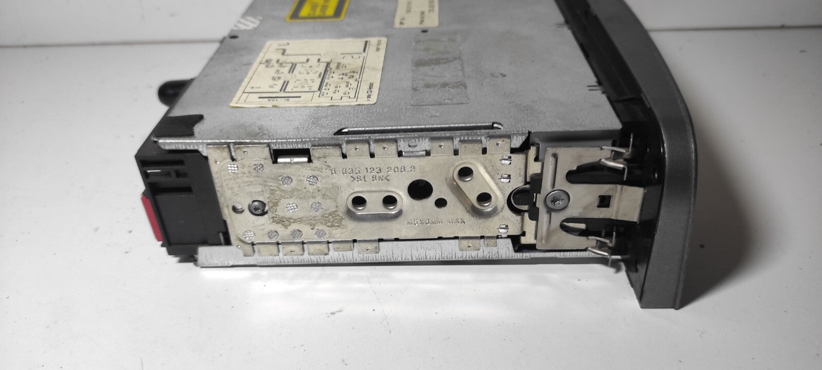 Alfa Romeo 147 1.9JTD 110kW 2004 Innenraum Radio CD Player Einheit 735301823