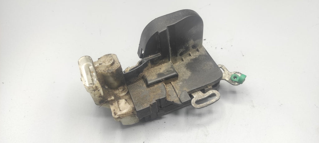 Alfa Romeo GT 1.9JTD 110kW Diesel 2007 LHD Front Left Door Lock B792