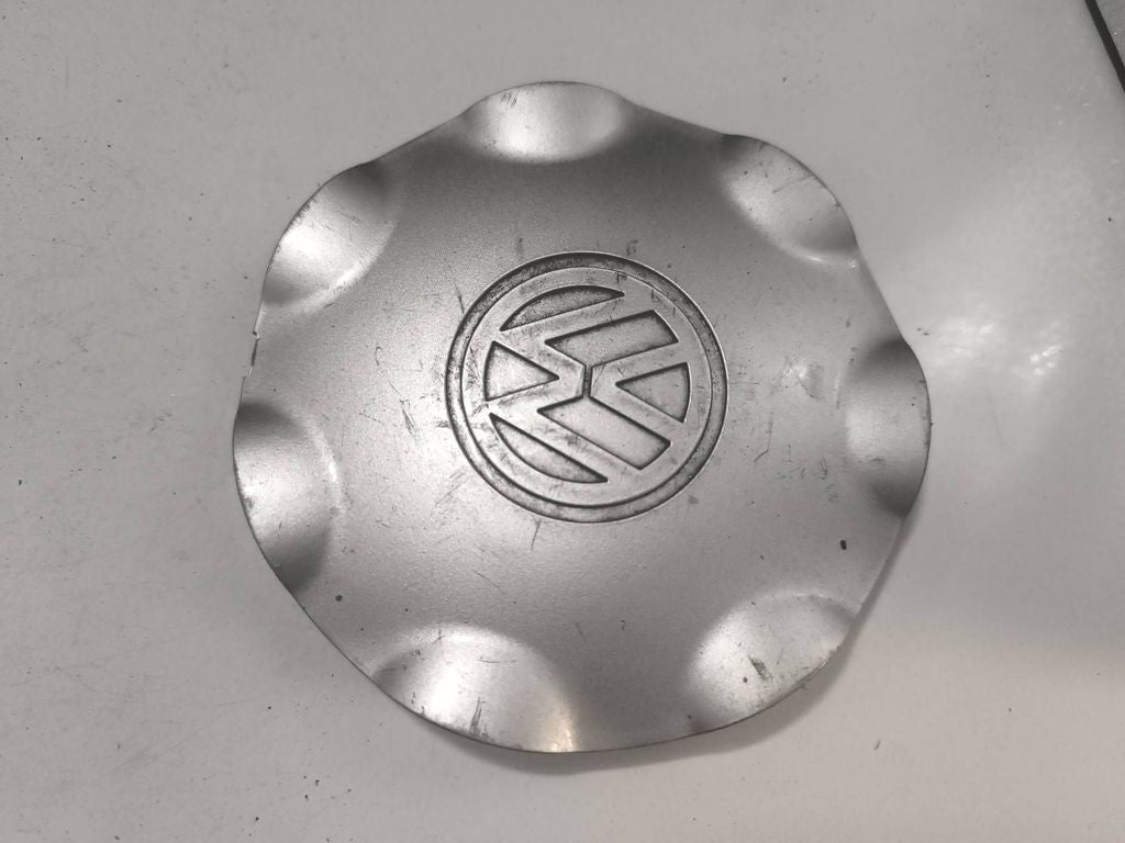 Volkswagen Golf III 1991 plastic wheel cap 1H0601149K 