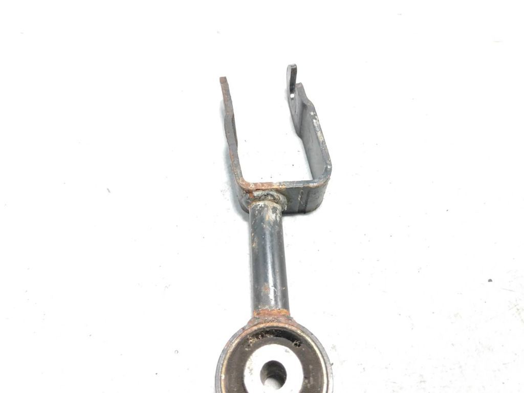 Alfa Romeo 155 1.8i 103kW 1994 Petrol Engine mount bracket 