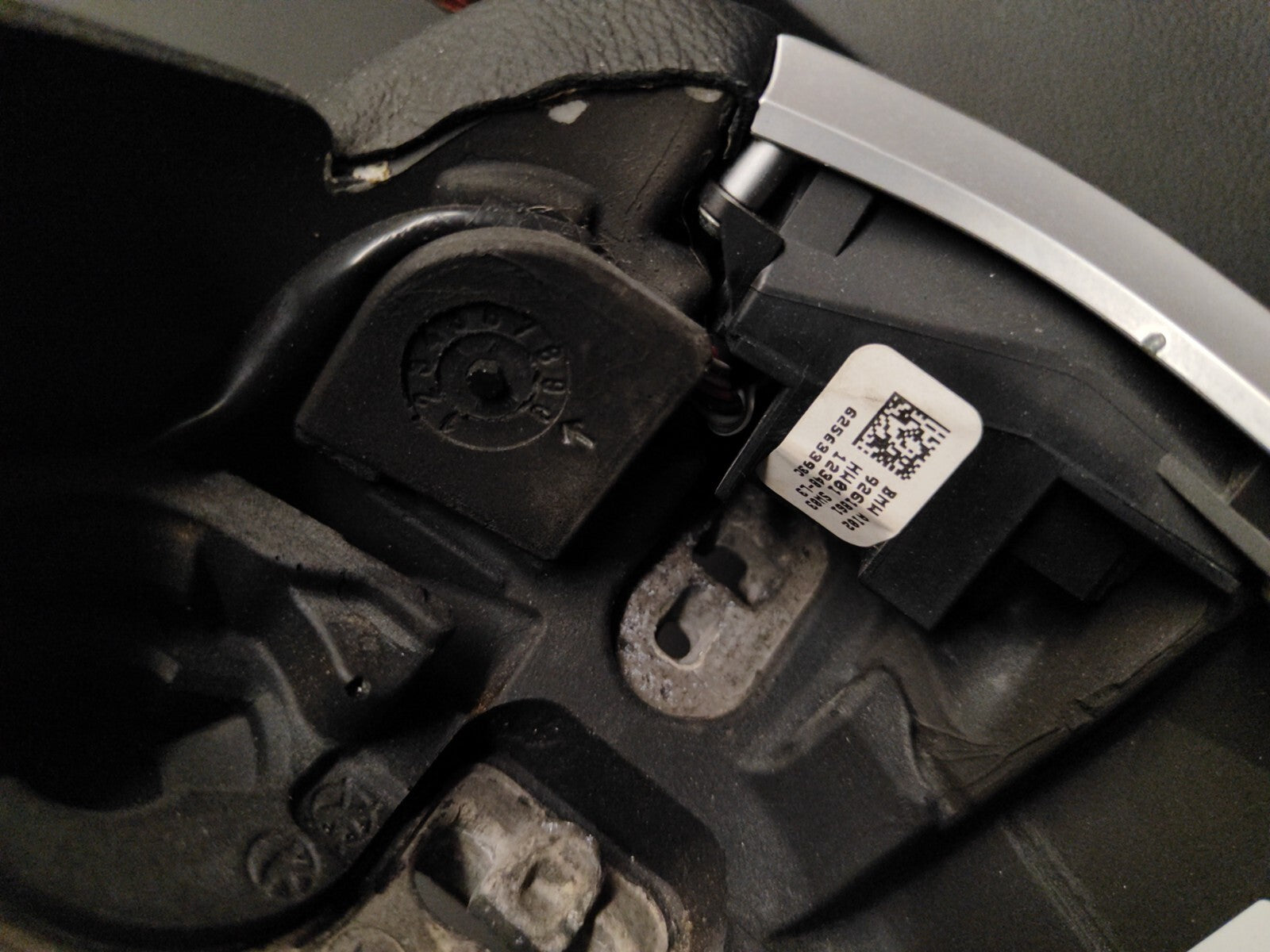 BMW 2 3 4 F22 F30 F31 F32 SPORT STEERING WHEEL 62562181E