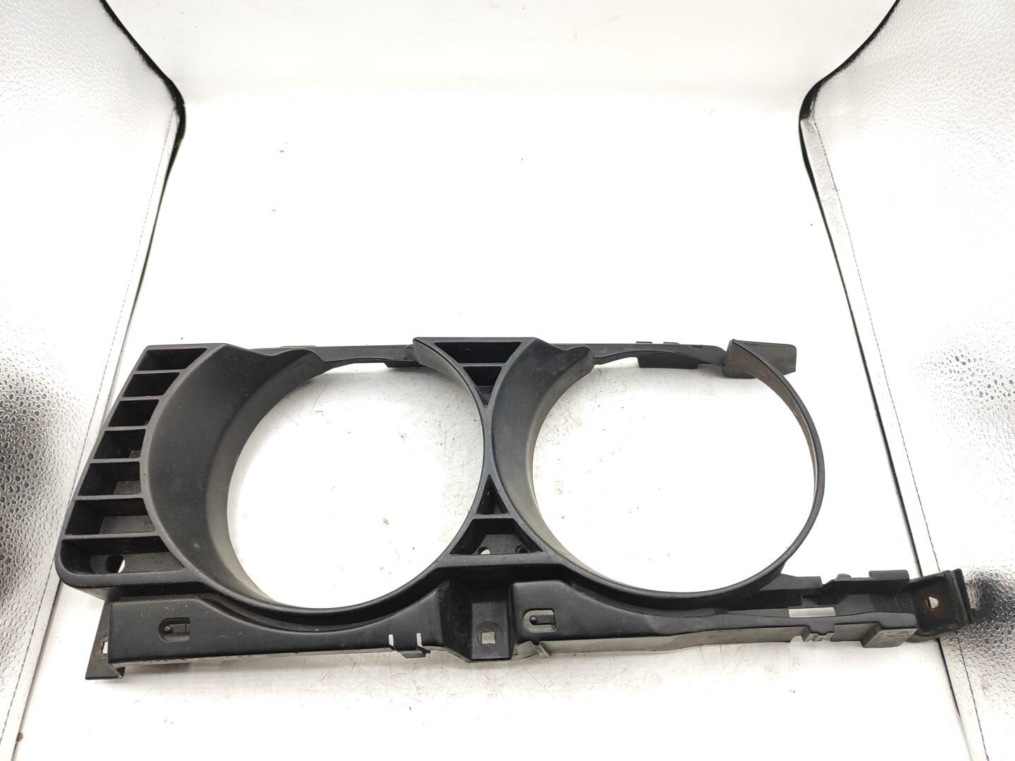 BMW 5 Series E34 Petrol 1988 Front Left Side Headlight Grill 8148311