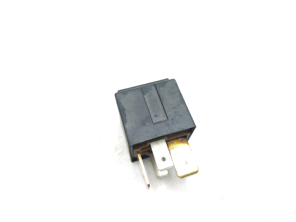 Alfa Romeo 156 2.0TS 2001 Relay Control Unit Module 46520429