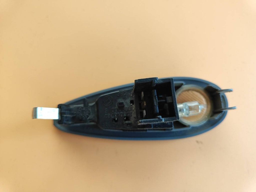 Alfa Romeo 166 2002 seat light 156016781 