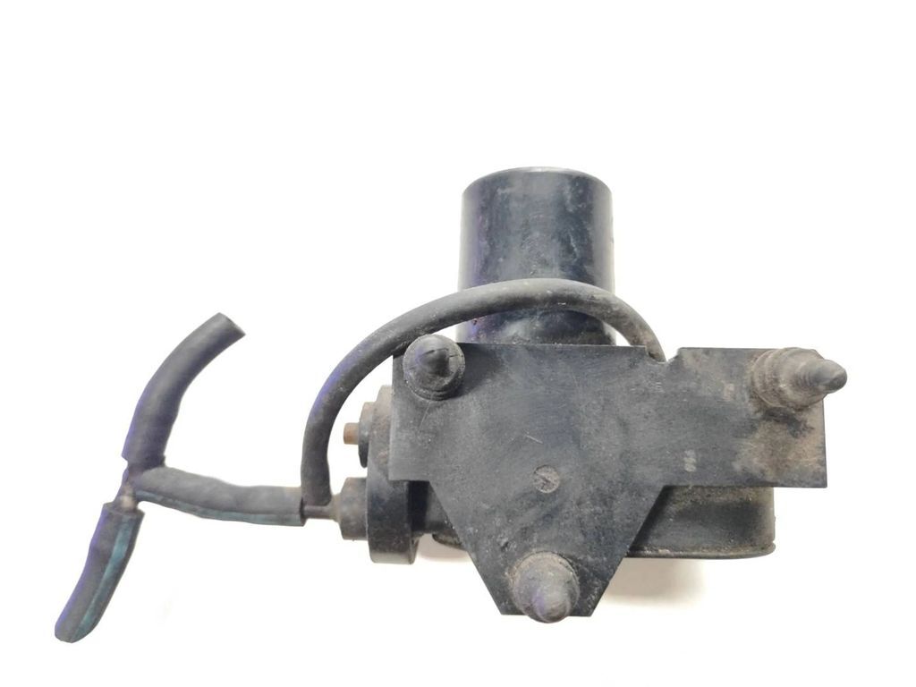 Audi A4 S4 B5 8D 1998 Cruise control unit module 811907325 