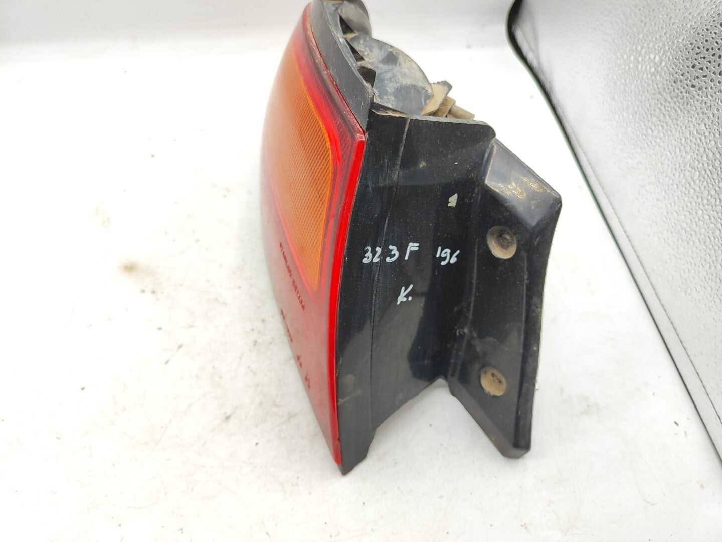 Mazda 323F BA 1997 LHD Rear Left Side Taillight Lamp Light 0431439