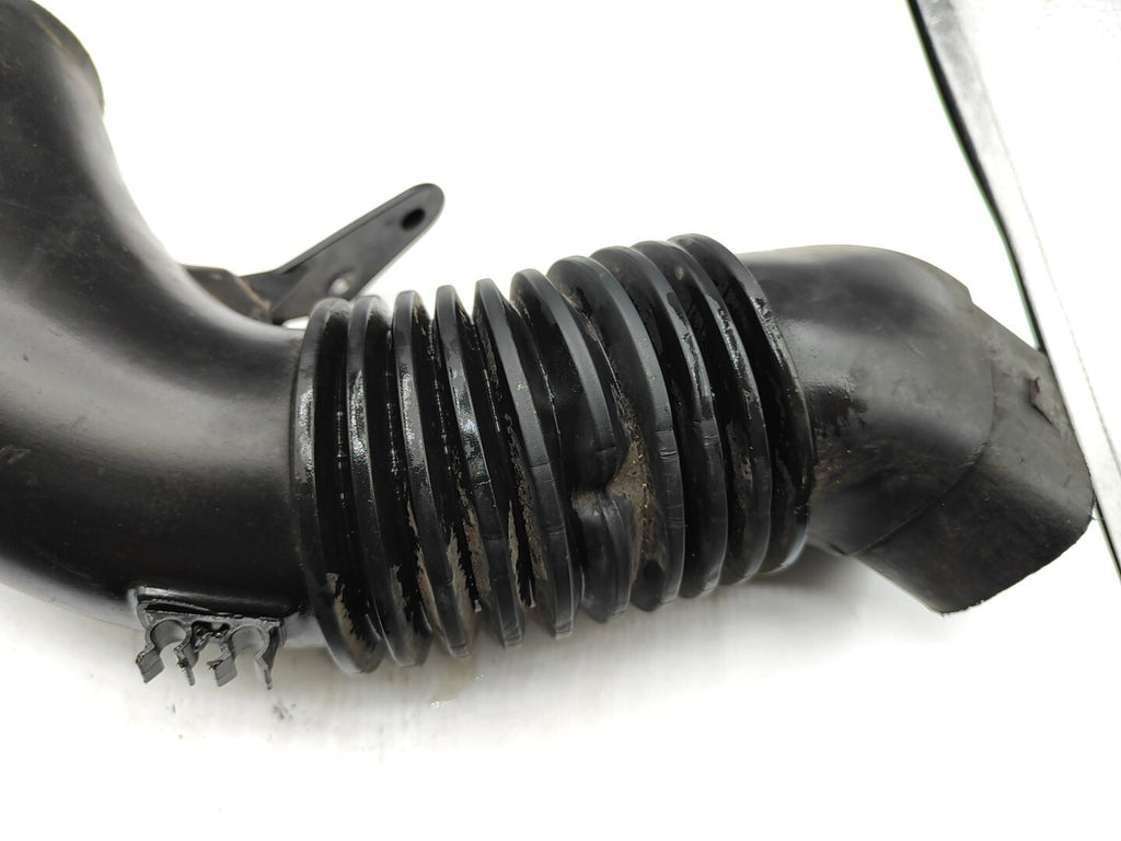 BMW 5 Series E61 530D 170kW 2006 Engine Air Intake Hose Pipe 7790056