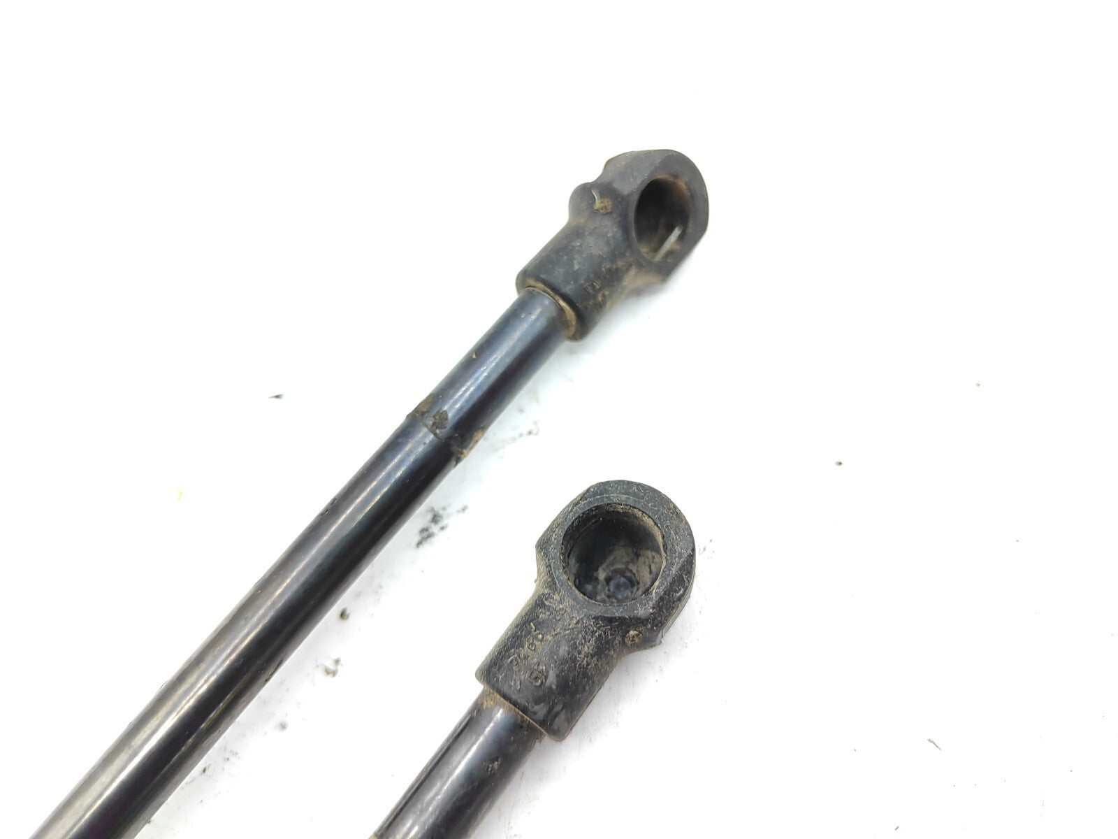 Alfa Romeo 147 2004 Rear Tailgate Shock Strut Set 46771551