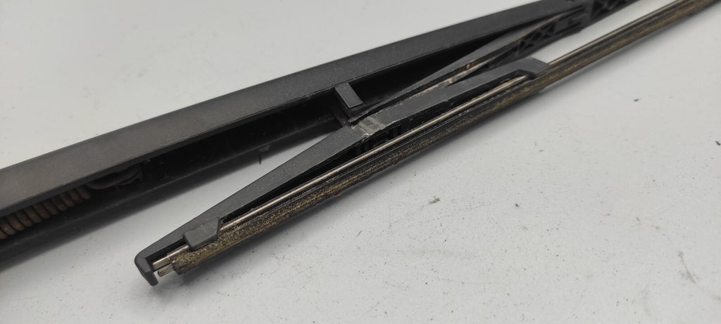Alfa Romeo 156 SW 2.4JTD 110kW 2002 LHD Rear Tailgate Trunk Wiper Blade Arm