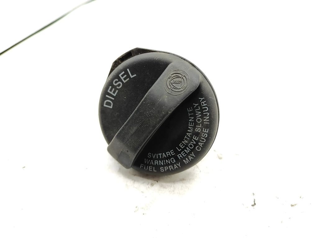Alfa Romeo 156 147 JTD Diesel 2004 Fuel tank filler cap cover
