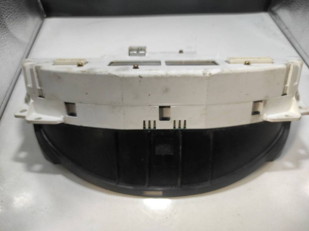 Saab 9-5 2.0T 110kW Petrol 2000 5042403 speedometer instrument cluster 