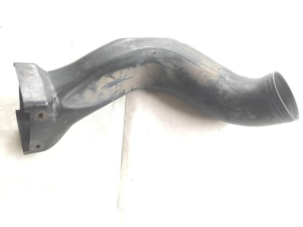 BMW 5 E39 2002 Diesel air intake hose pipe 13322247826 