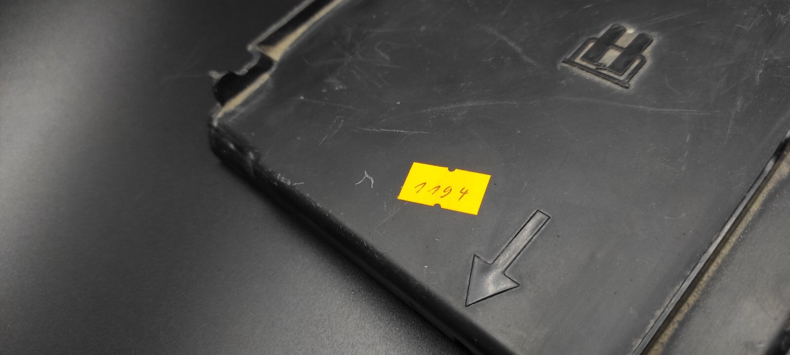 Peugeot 607 3.0 V6 2002 Fuse Box Module Block Cover 9635054880