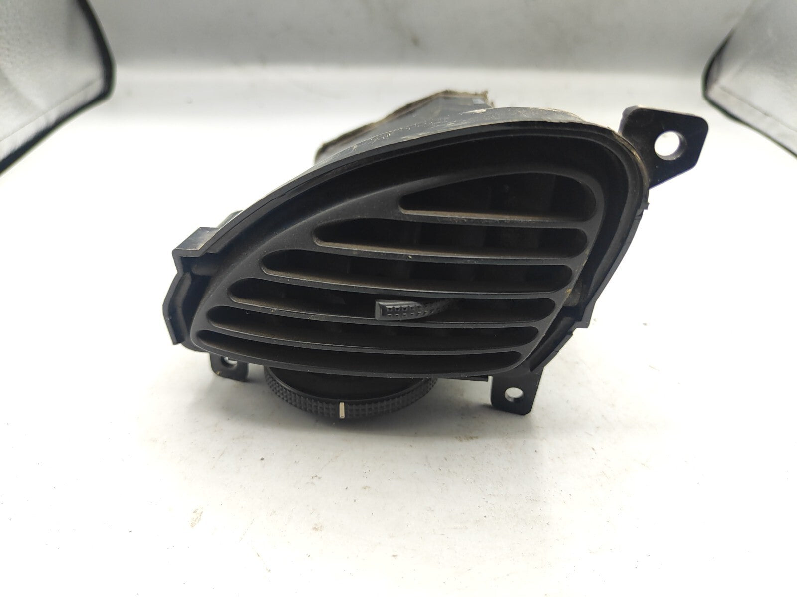 Ford Scorpio 1995 Dashboard Panel Air Vent Grill 96GGF018B09AAW