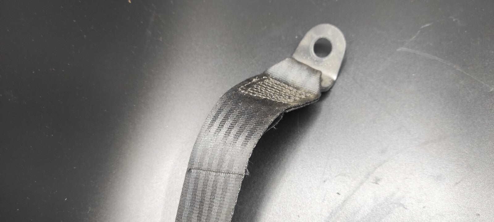 Alfa Romeo 166 2.4JTD 110kW 2001 Rear Seat Middle Center Safety Seatbelt 043146