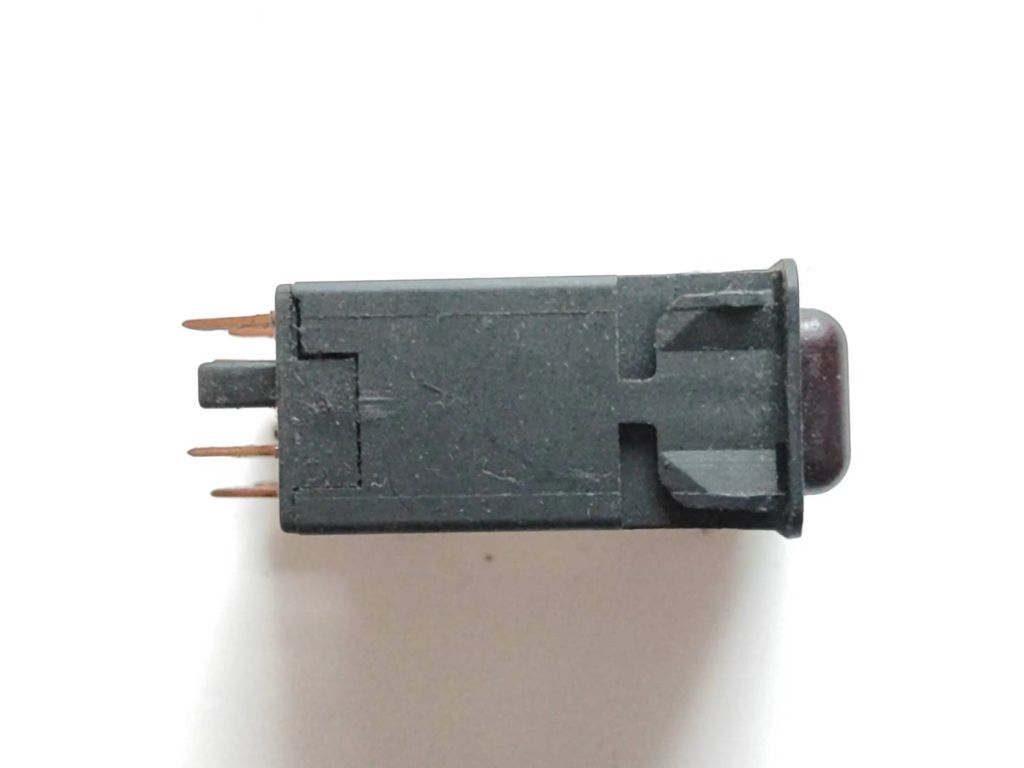 BMW 3 E30 1993 Hazard light switch 1380335 