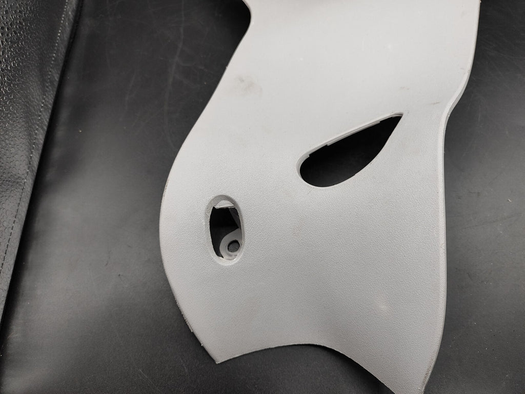 Alfa Romeo GT 1.9JTD 2004 Rear Right Tailgate Trunk Trim Cover 156038454