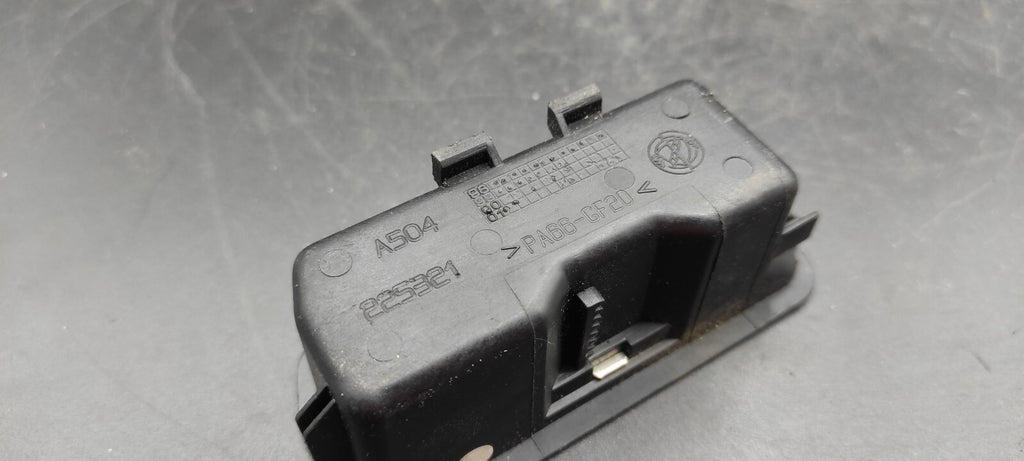 Alfa Romeo 166 2.4JTD 110kW 2002 Center Console Ashtray Insert 225321