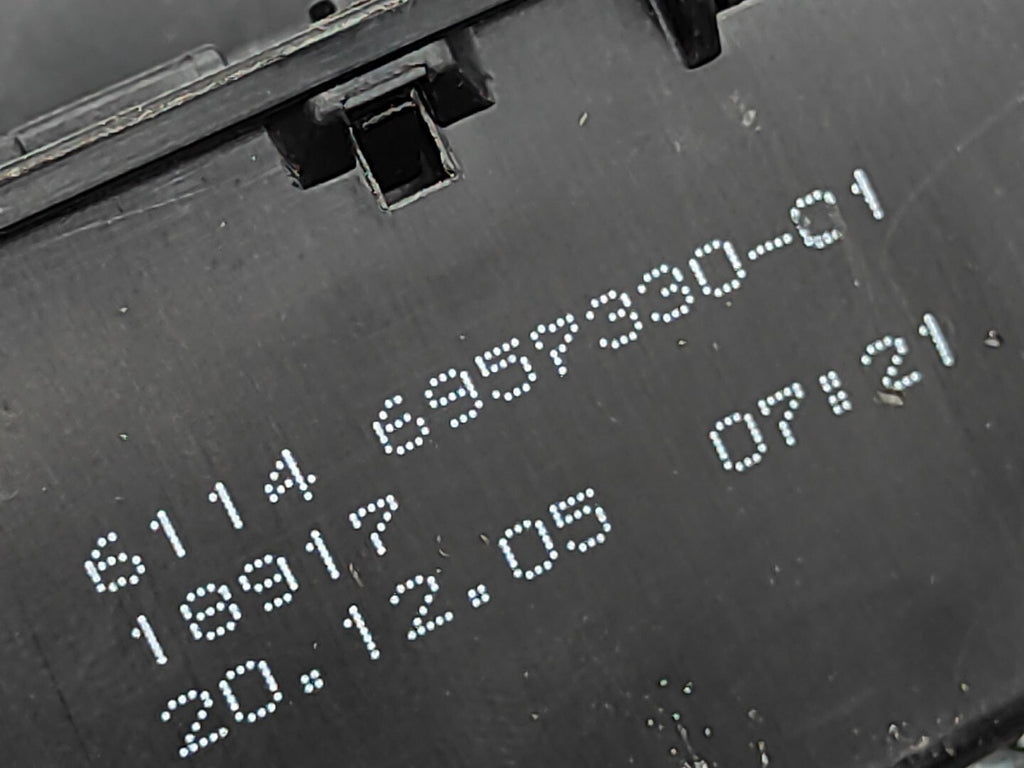 BMW 5 Series E61 530D 170kW 2006 Fuse Box Module 6957330 61146957330