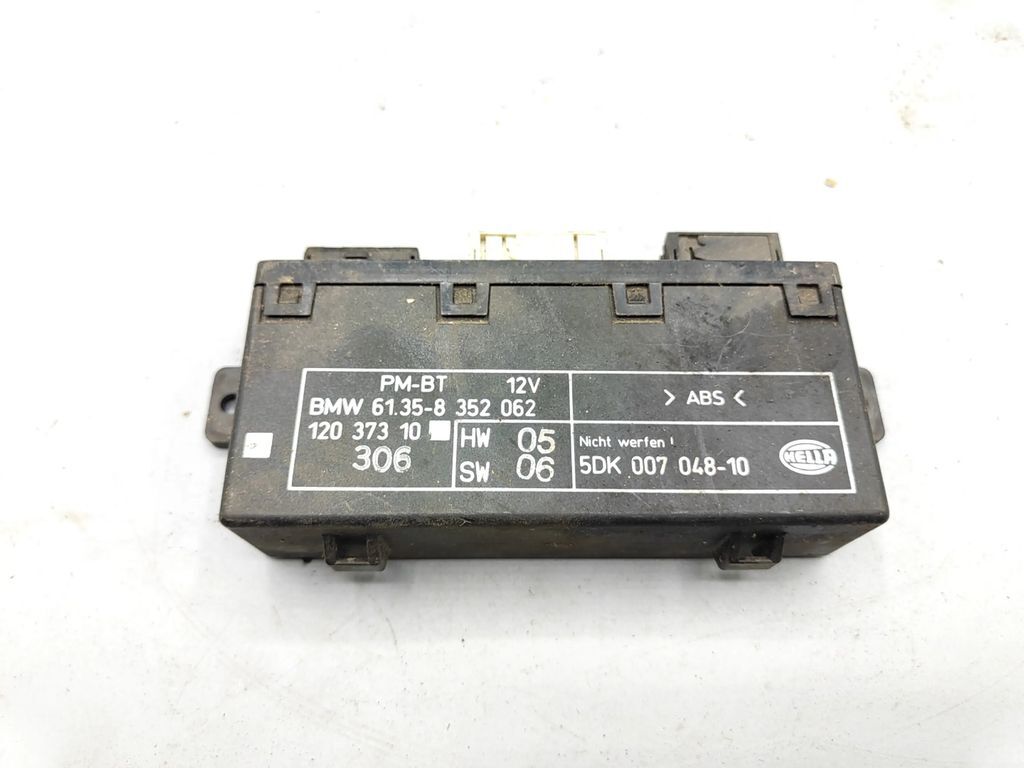 BMW 5 Series 530D E39 1999 door control unit module ecu 61358352062 