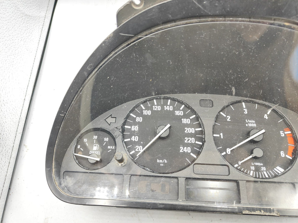 BMW 5 Series E39 530D 2000 LHD Speedometer cluster 8375898 62118375898