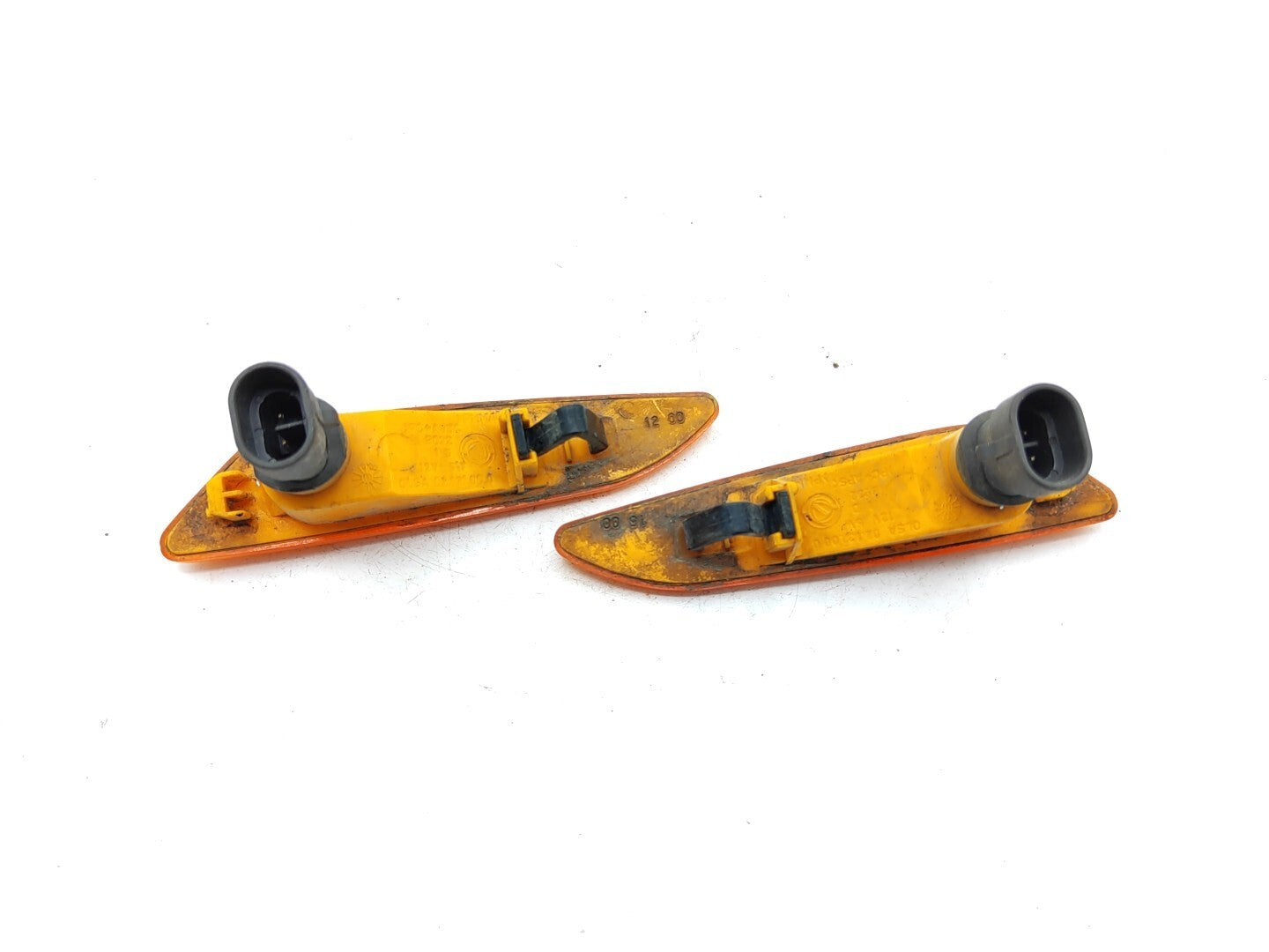 Alfa Romeo 156 2.4JTD SW 2000 Front Orange Indicator Turn Light Set
