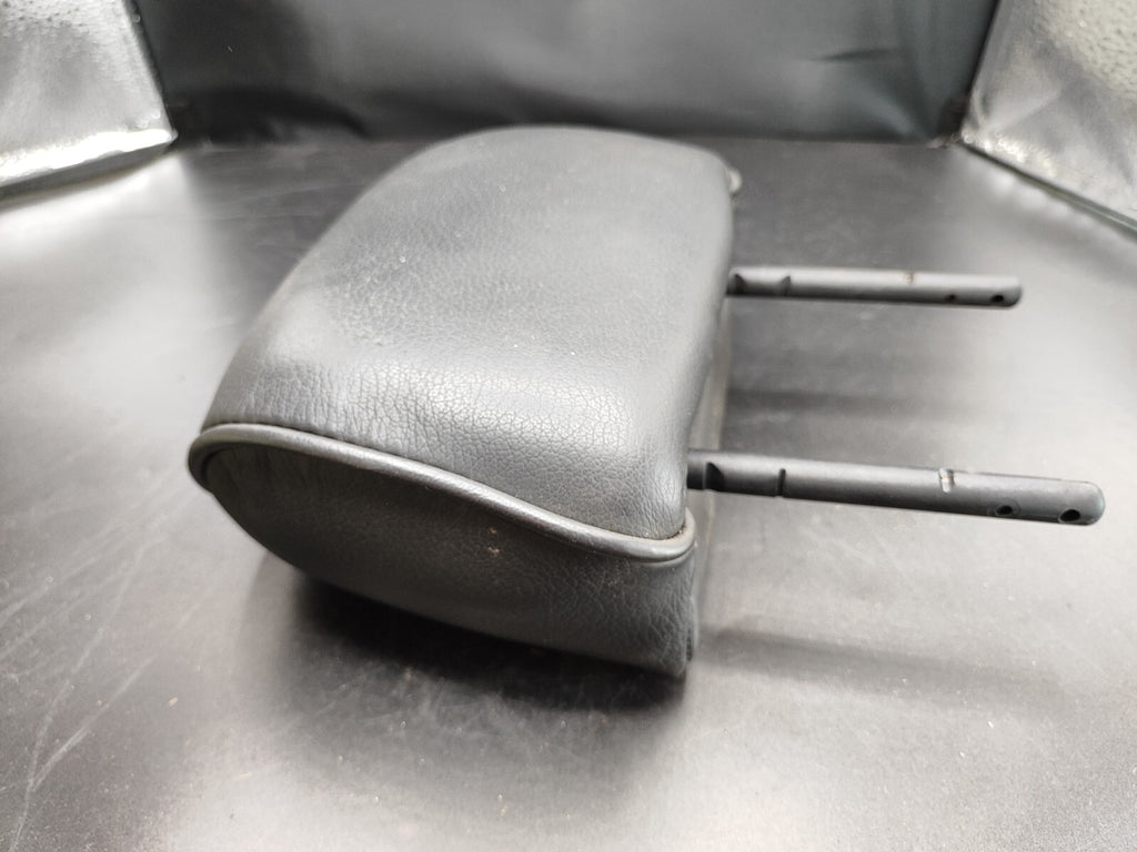 Alfa Romeo 147 1.9JTD 110kW 2005 Rear Interior Seat Headrest Black Leather