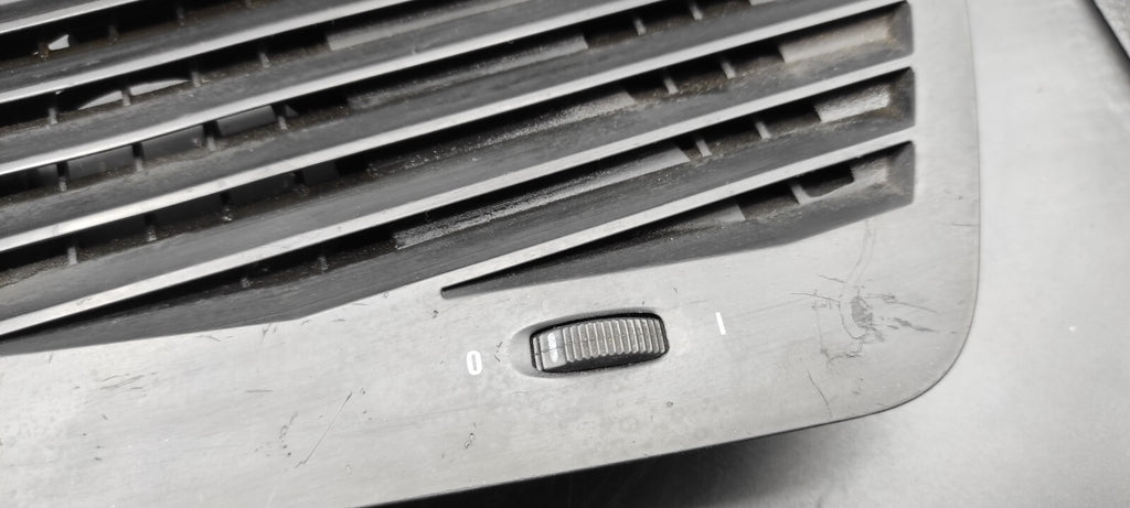 Alfa Romeo 159 2008 LHD Front Panel Dashboard Center Air Vent Grill LS376611