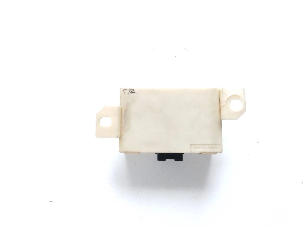Audi A4 S4 B5 8D 1995 Immobilizer control unit module 8D0953234 