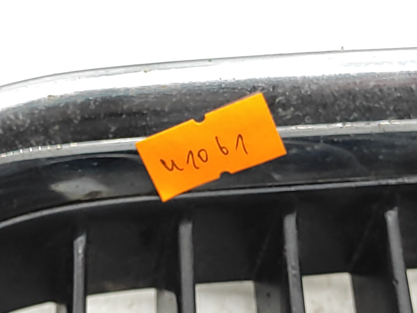 BMW 3 Series E36 Petrol  Front Left Side Bonnet Kidney Grill 8122237