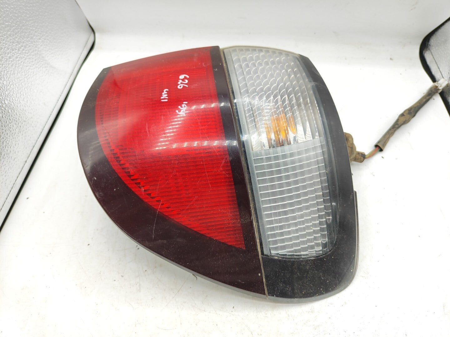 Mazda 626 Caravan 1999 LHD Rear Right Side Taillight Lamp Light R2265R