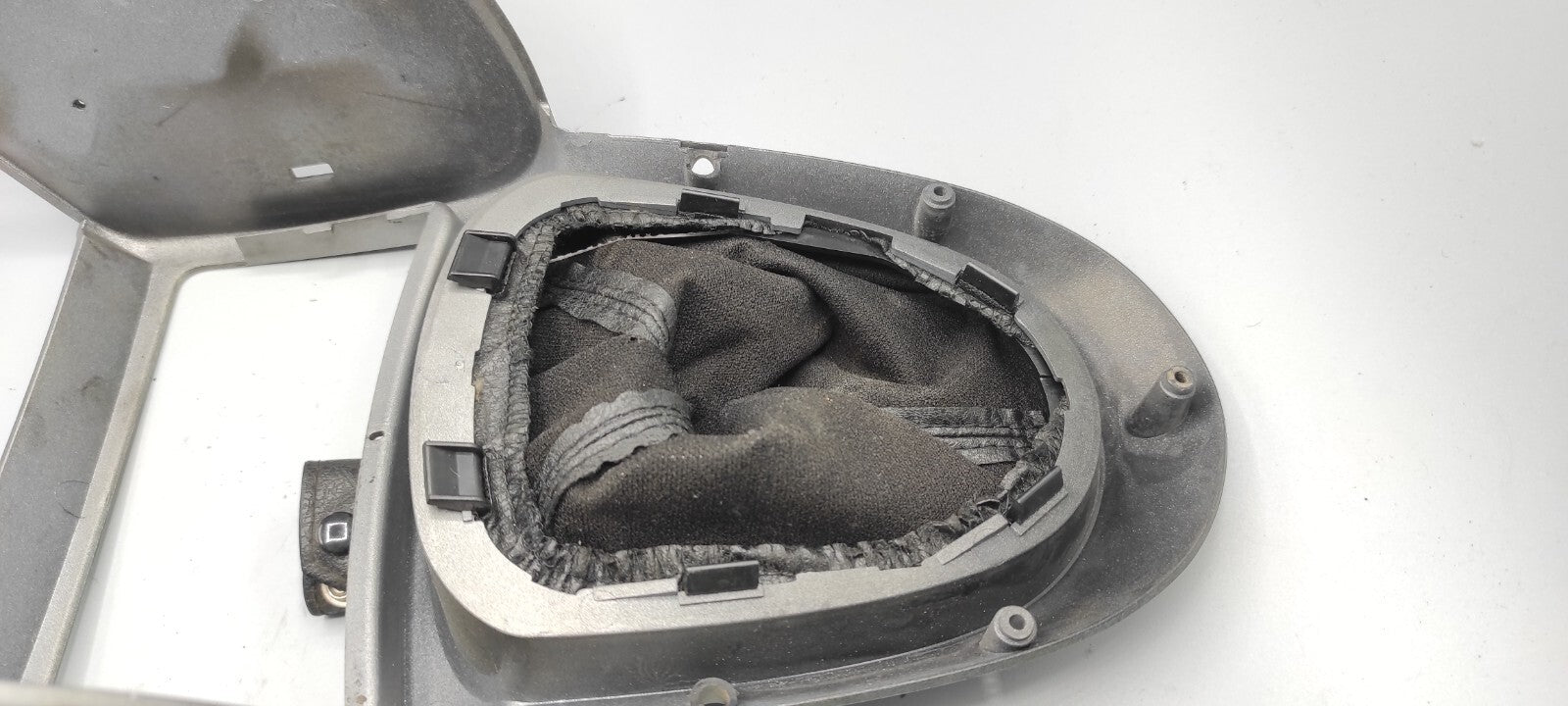 Alfa Romeo GT 1.9JTD 2007 Gear Selector Shifter Surround Trim Leather LS375401