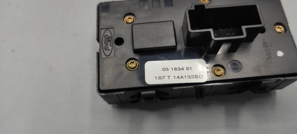 Ford Mondeo MK3 2.5 V6 2005 Front Driver Electric Window Switch 1S7T14A132BD