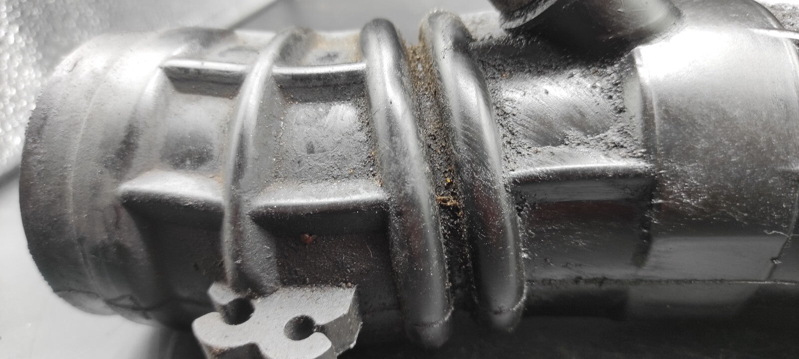 Alfa Romeo 147 1.9JTDm 85kW 8V 2005 Turbo Air Intake Pipe 46794405