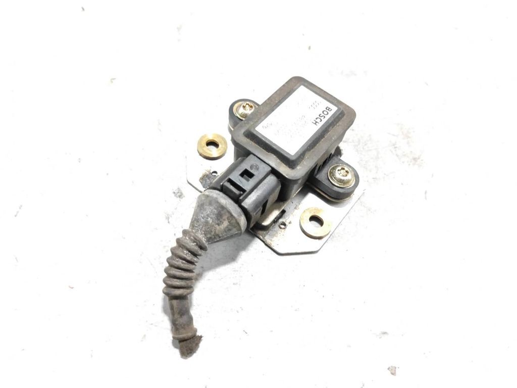 Audi A4 S4 B5 8D TDI 1998 ESP acceleration yaw rate sensor 0265005213 