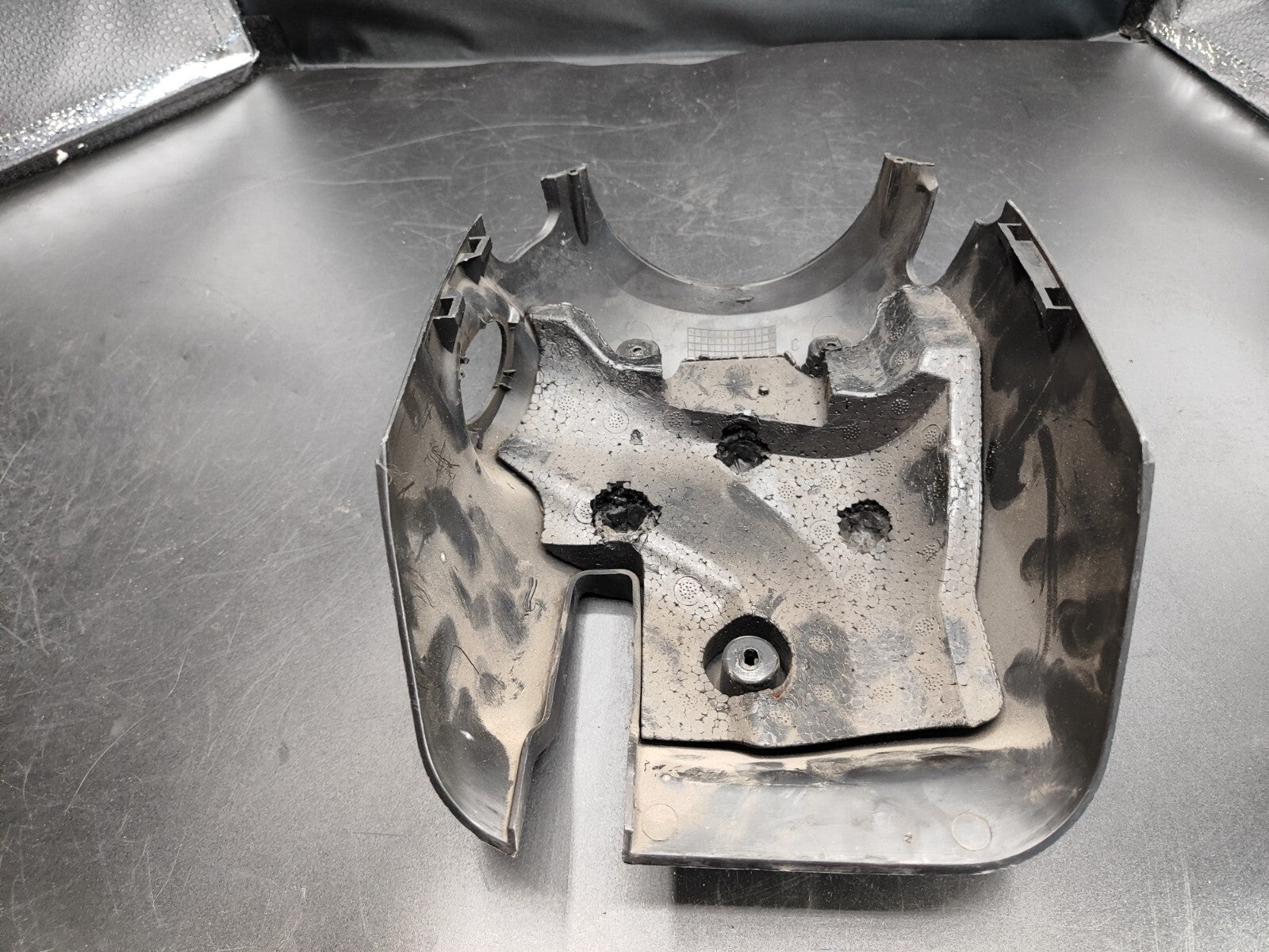 Alfa Romeo 147 / GT 1.9JTD Diesel 2006 LHD Lower Steering Column Cover Trim