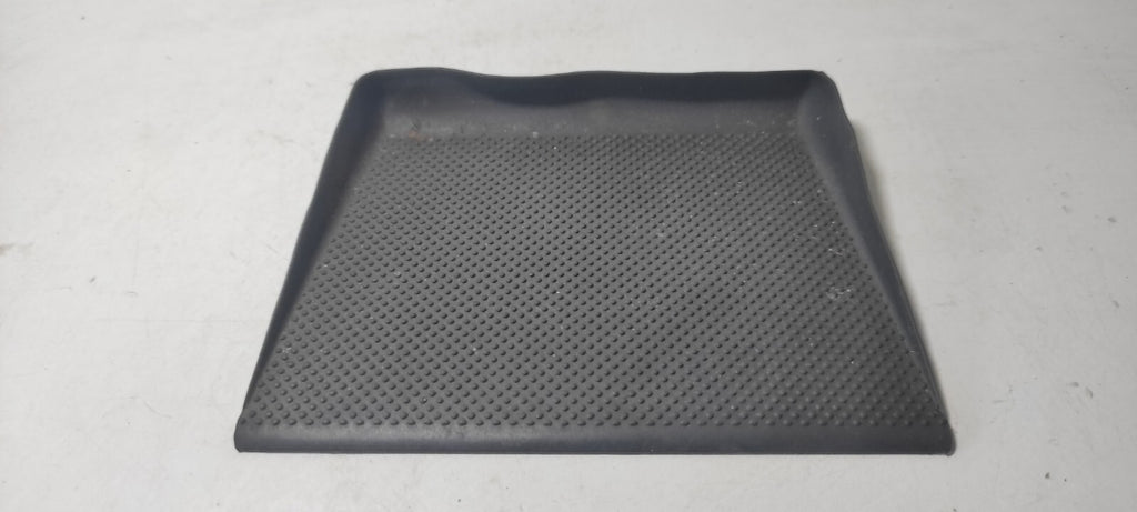 Alfa Romeo 147 1.9JTD 103kW 2002 Front Dash Panel Rubber Mat 735282353
