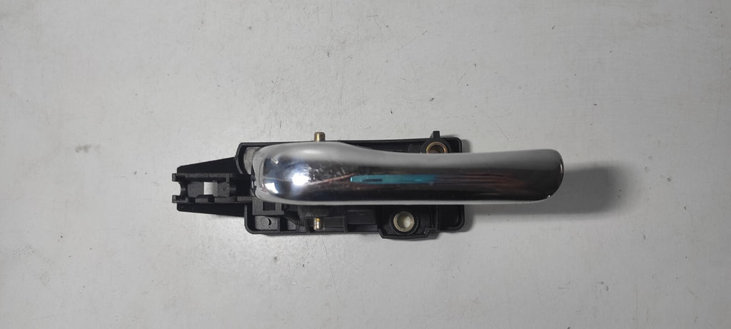 Alfa Romeo 166 2.4JTD 110kW Diesel 2003 Front Left Interior Inner Door Handle