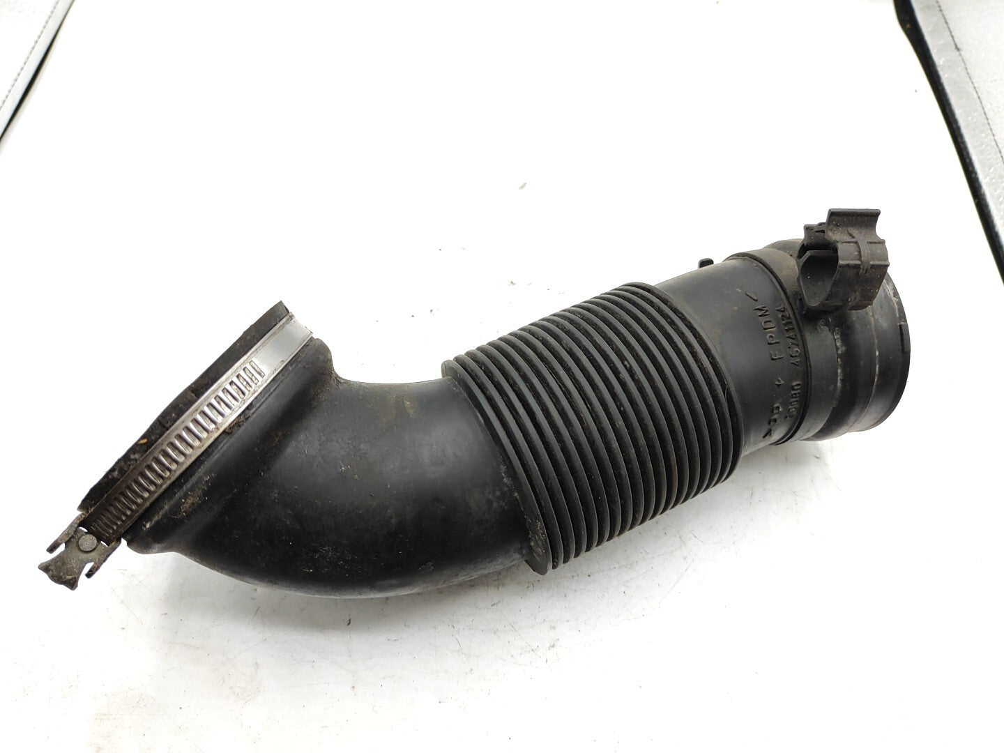 Alfa Romeo 147 1.6 Twin Spark Petrol 2006 Engine Air Intake Pipe 46741124