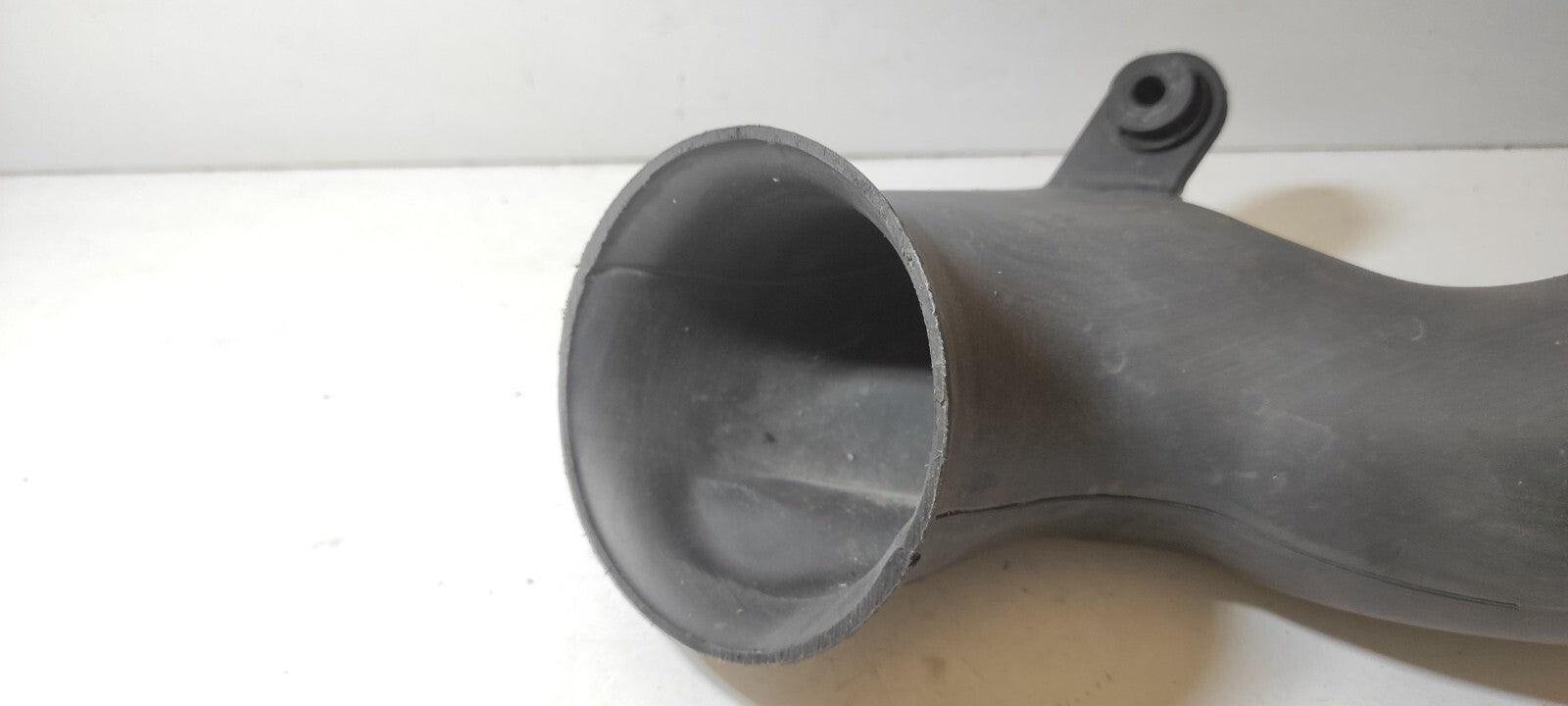 Alfa Romeo 156 1.9JTD 85kW 2004 Diesel Engine Air Intake Pipe Hose 55187325
