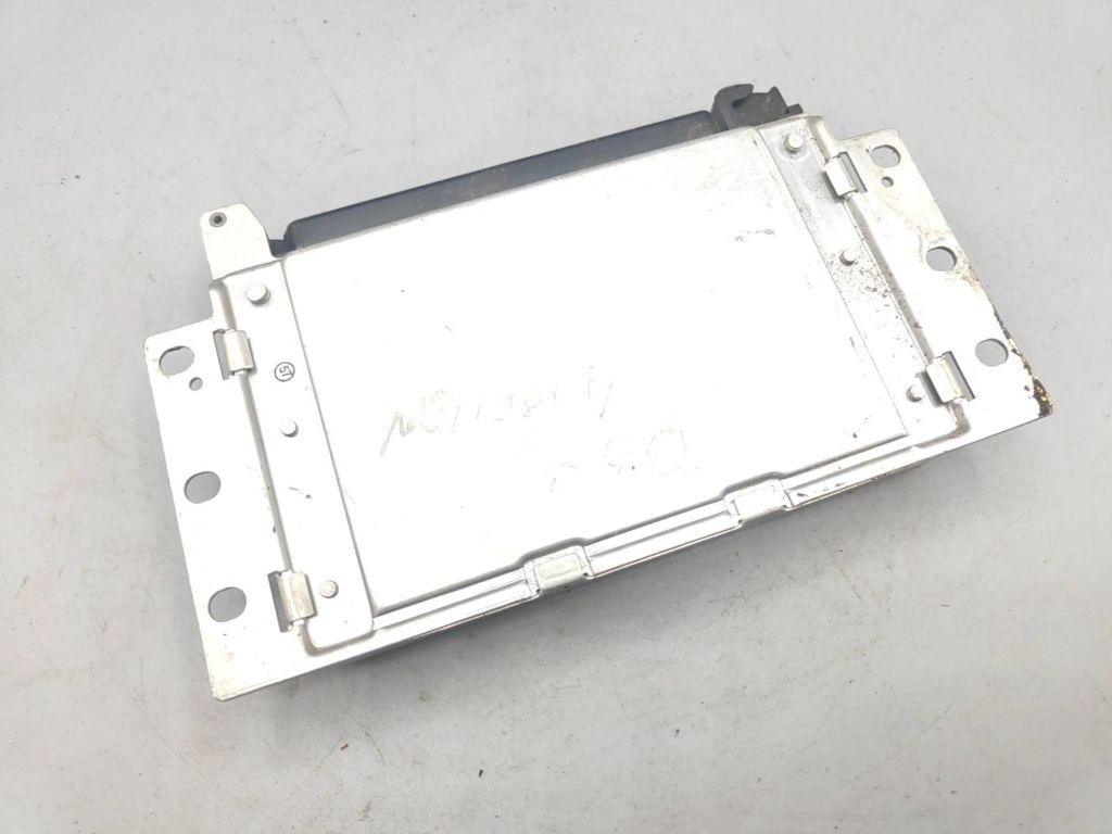 Audi A6 S6 C5 4B 2000 ABS control unit module 8D0907389E 