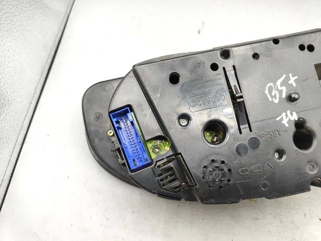 Volkswagen PASSAT B5 LHD Diesel speedometer instrument cluster 3B0920949A 