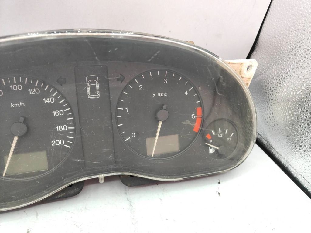 Volkswagen VW Sharan 1996 Diesel speedometer instrument cluster 95VW10849YM 