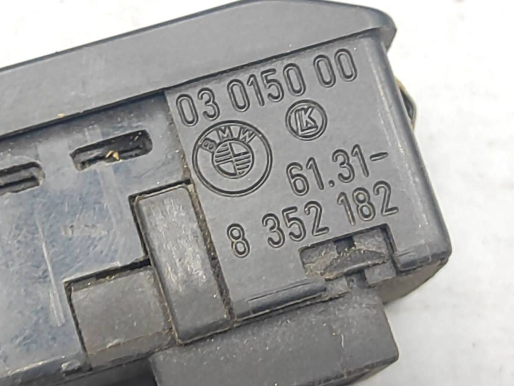 BMW 5 E39 1997 Sunroof switch 8352182 