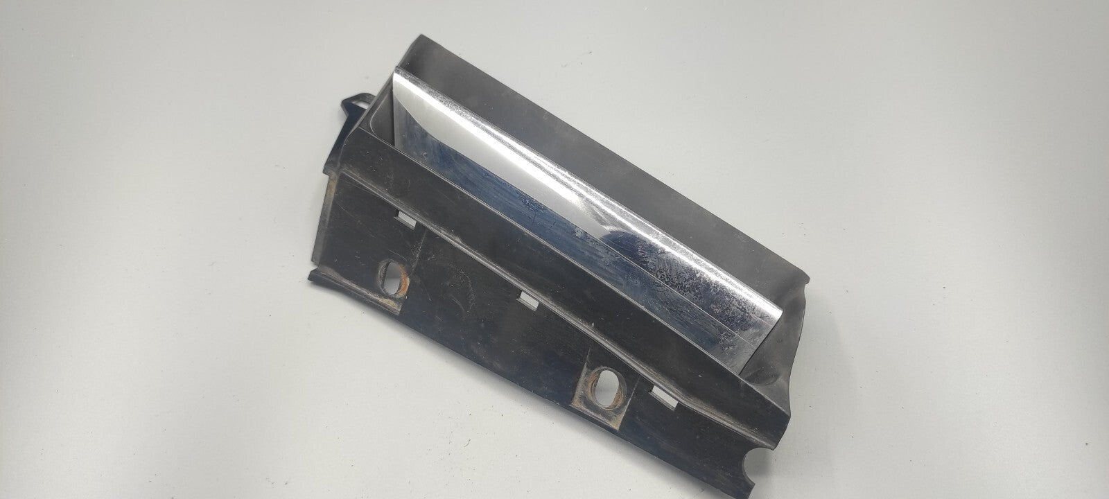 Alfa Romeo 156 SW 2.4JTD 110kW 2002 Front Right Upper Bumper Grill 156017391