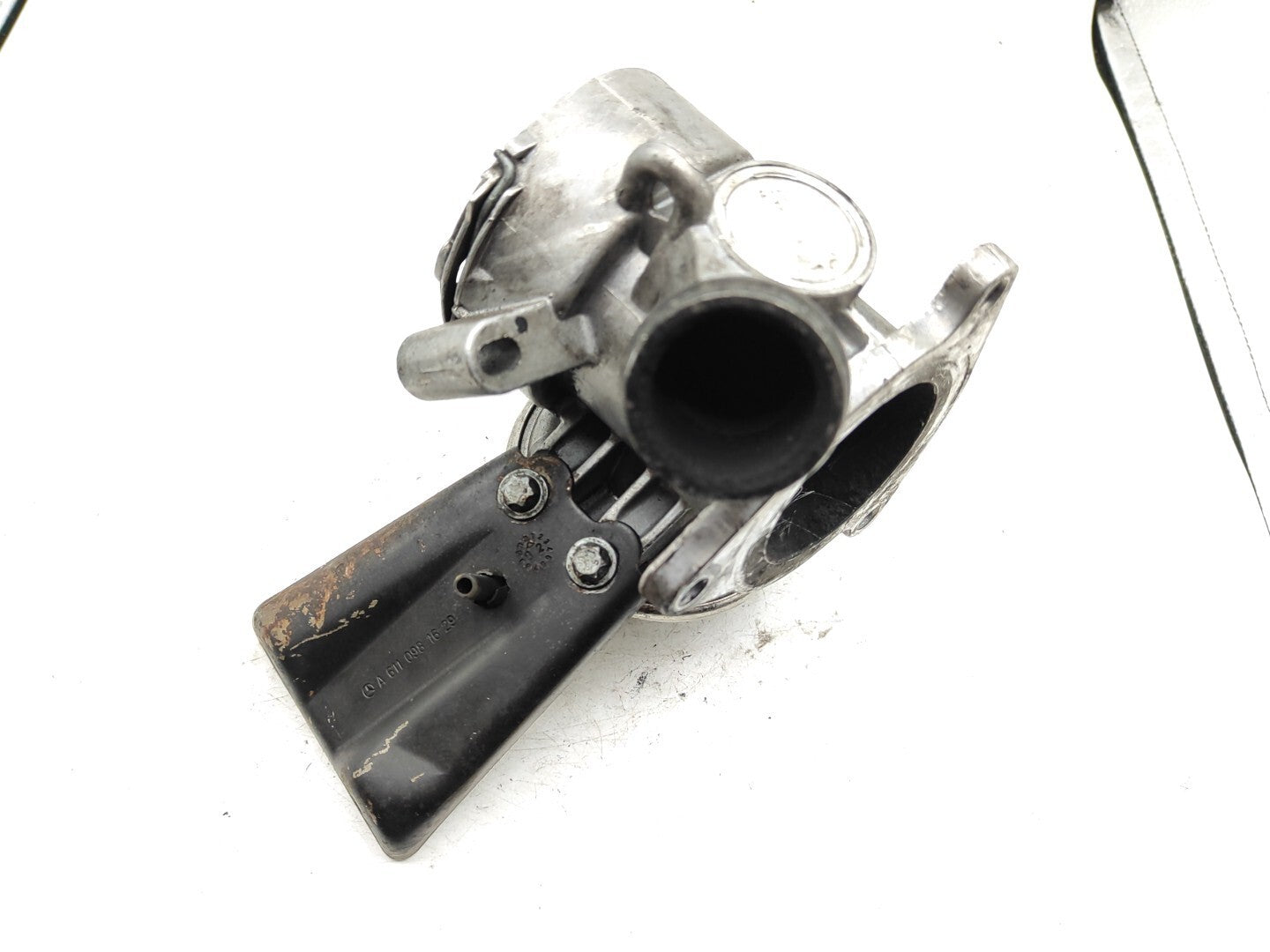 Mercedes Benz C Class C220 W203 2003 2.2CDI Engine EGR Valve A6110900754